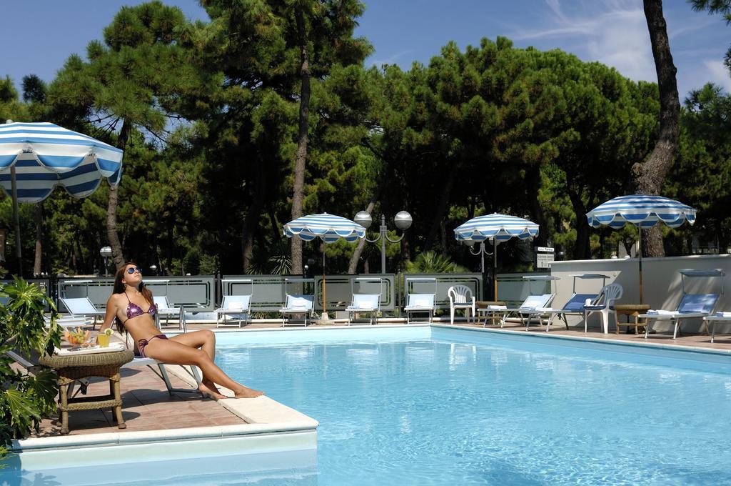 Hotel Imperiale Milano Marittima Eksteriør bilde